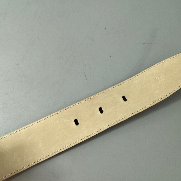Authentic Salvatore Ferragamo Beige Patent Leather 3-Section Belt, size 75 main image 6
